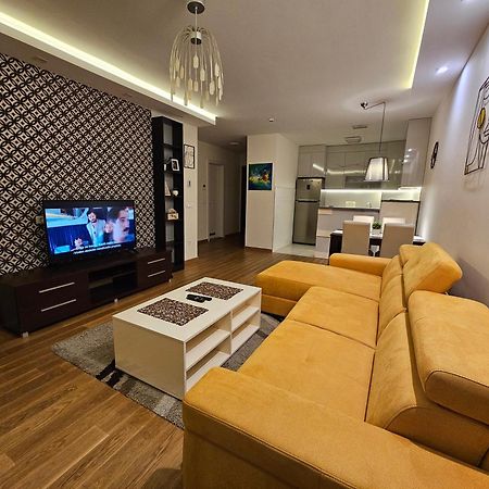 West 65 Apartment Belgrado Esterno foto