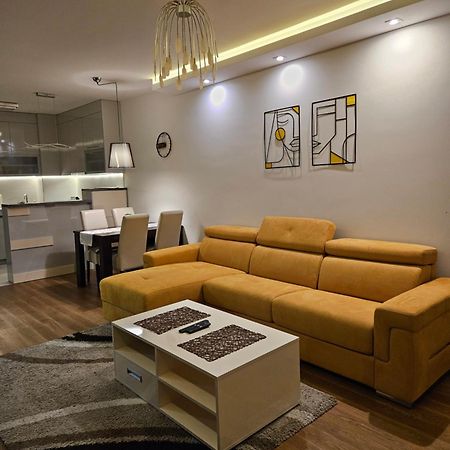 West 65 Apartment Belgrado Esterno foto